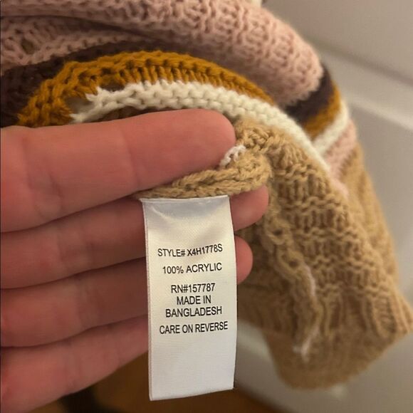 NWT Chevron Patterned Knit Sweater - Pink, Brown, and Cream 3x - Picture 7 of 7